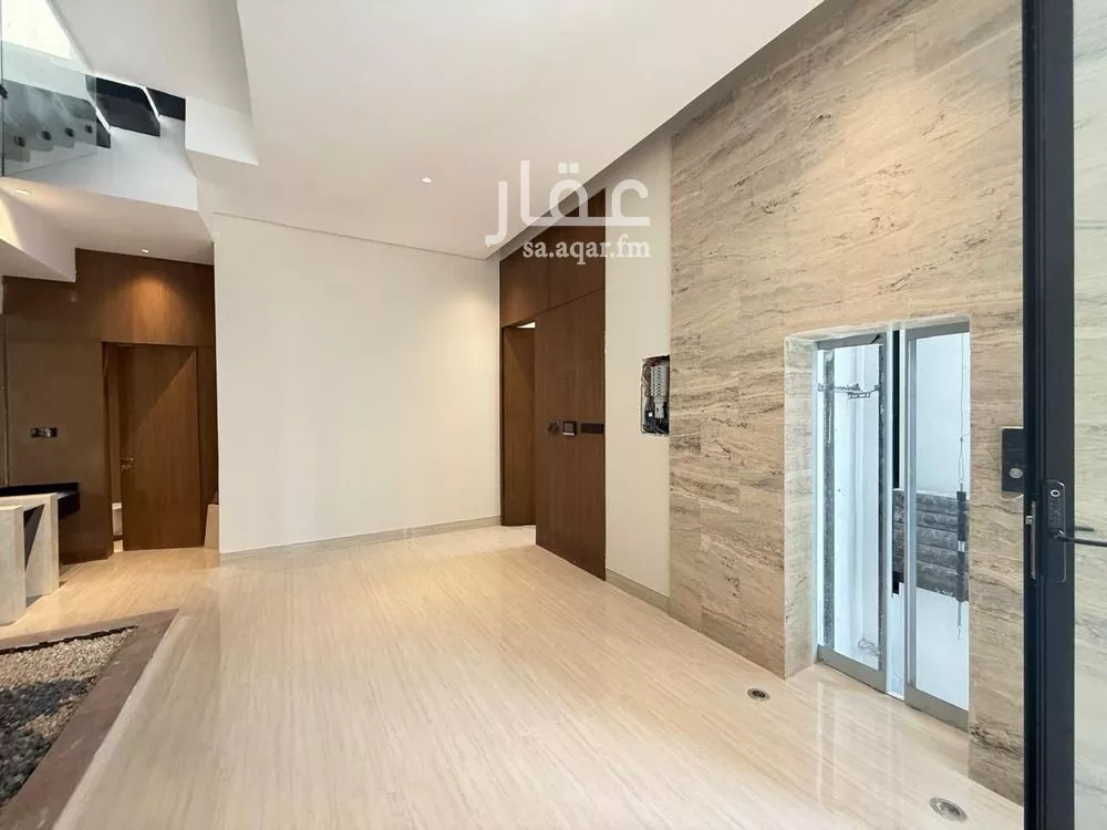 فيلا 6 غرف في المهدية 3