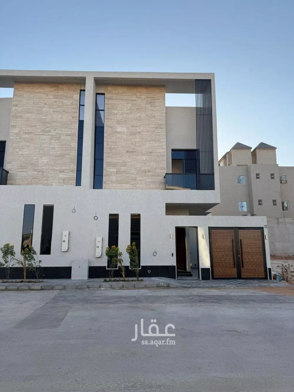 4 bedroom villa in Al Mahdiyyah 1