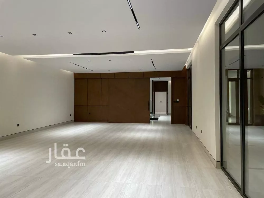 فيلا 6 غرف في المهدية 5