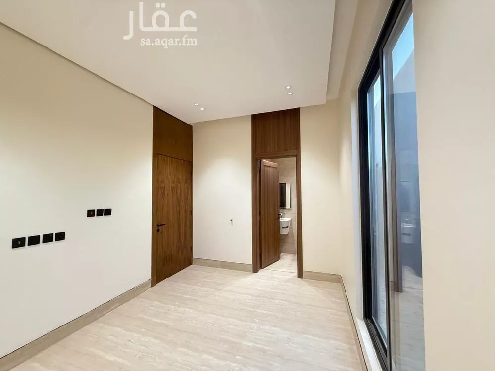 5 bedroom villa in Al Mahdiyyah 4