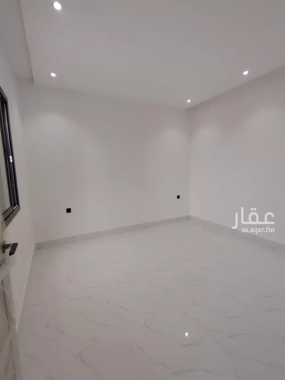 فيلا 5 غرف في العريجاء الغربية 3