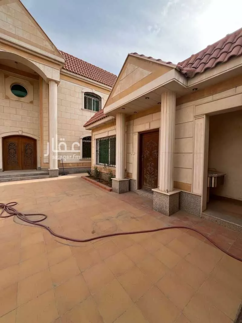 فيلا 5 غرف في اشبيلية 3