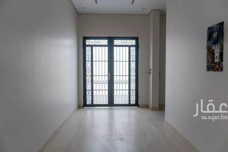 فيلا 10 غرف في ظهرة لبن 3