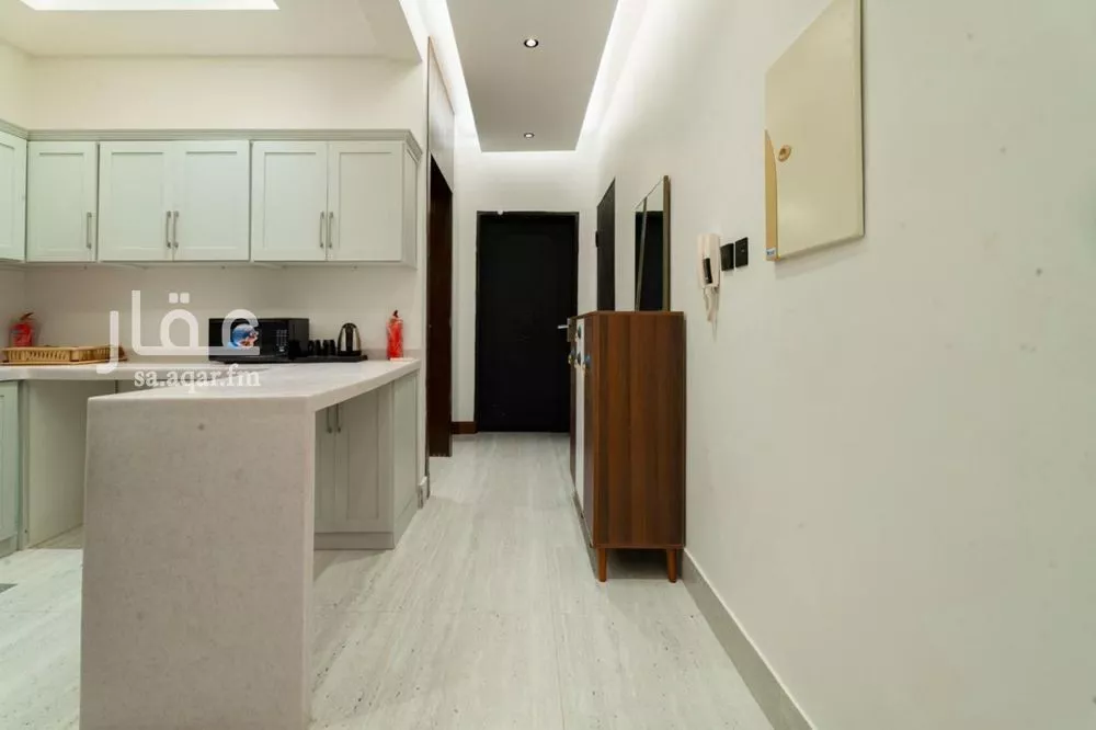 3 bedroom floor in Al Aridh 2