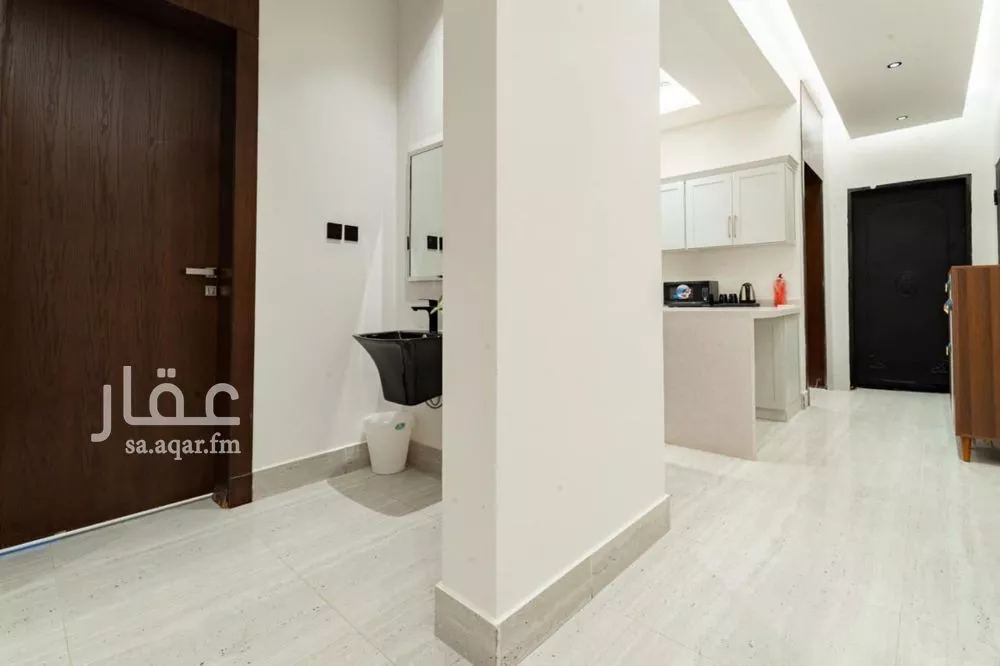 3 bedroom floor in Al Aridh 3