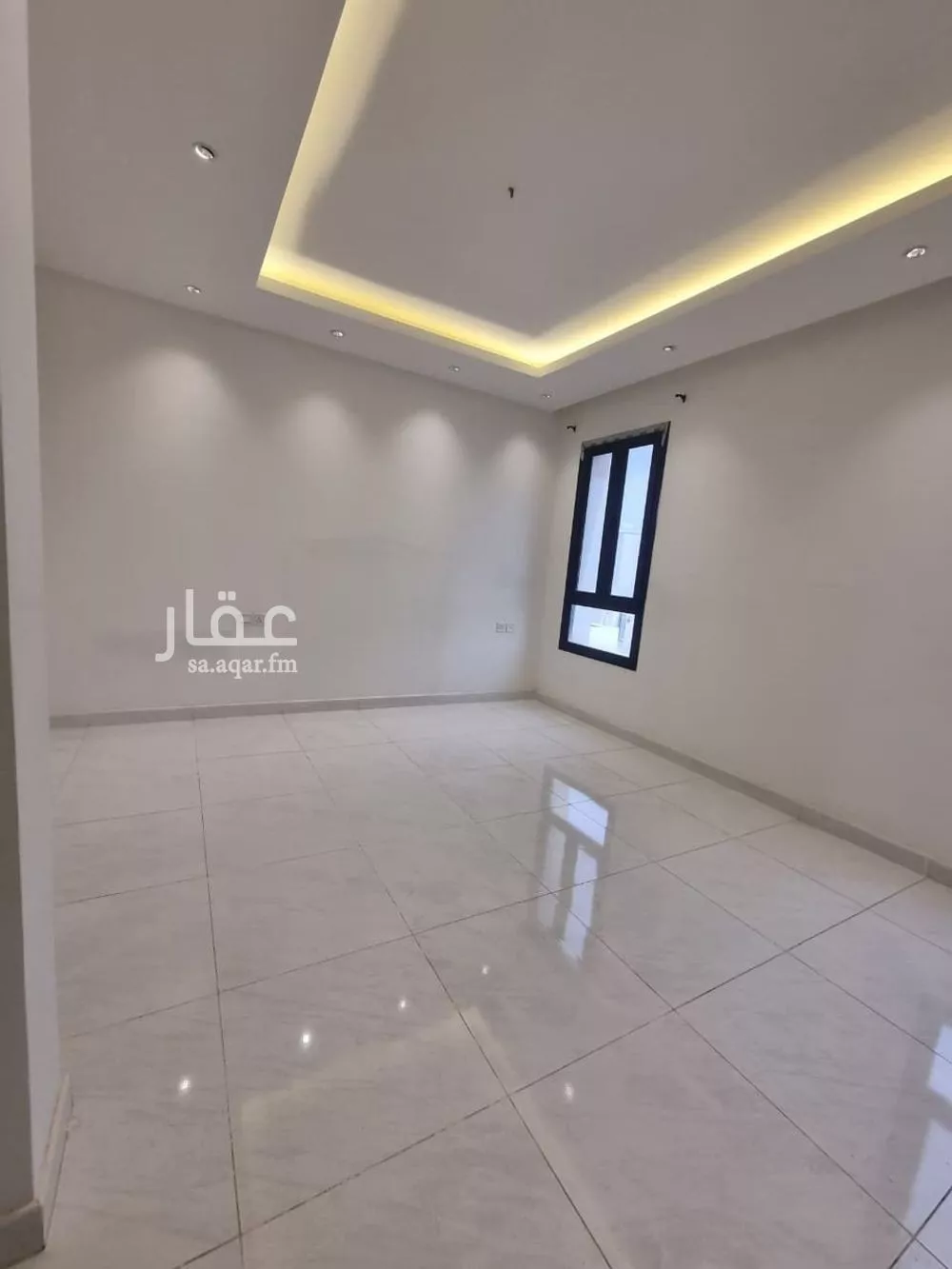 فيلا 4 غرف في الجنادرية 5