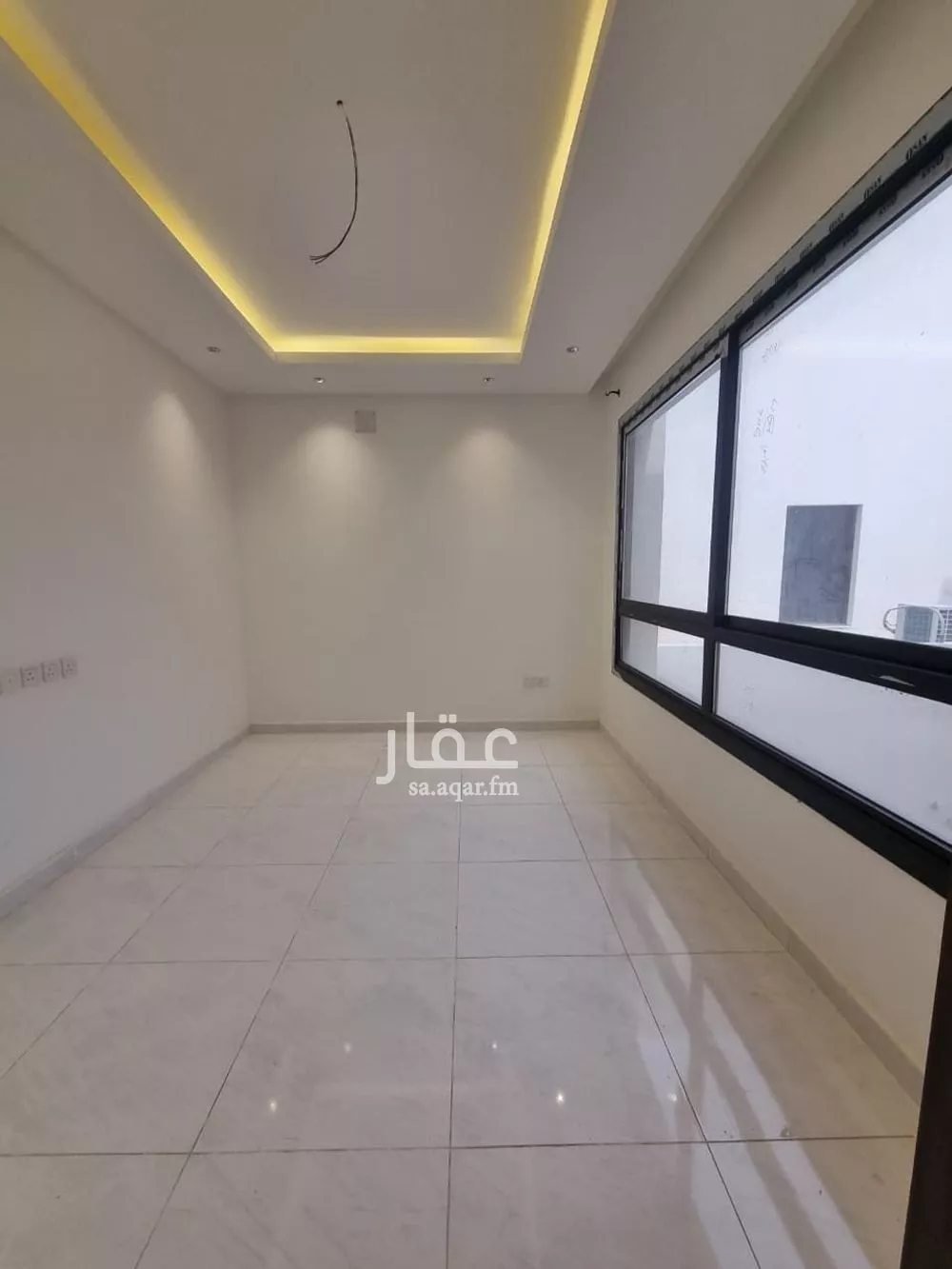 فيلا 4 غرف في الجنادرية 2