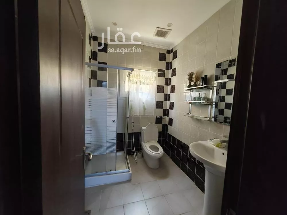 فيلا 5 غرف في الياقوت 5