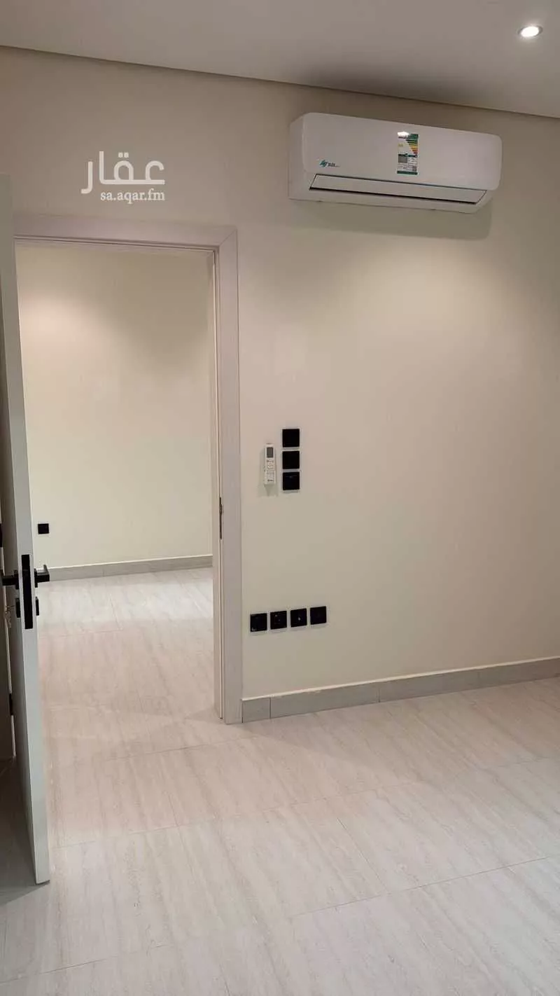 5 bedroom building in Al Aridh, Riyadh 8