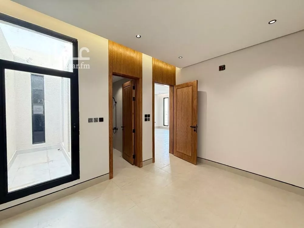 فيلا 5 غرف في المهدية 3