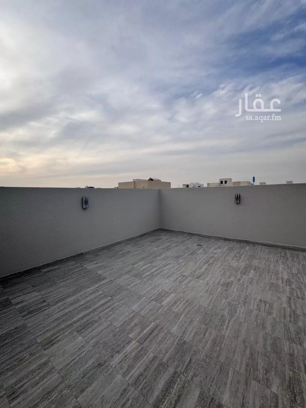 فيلا 6 غرف في المهدية 5