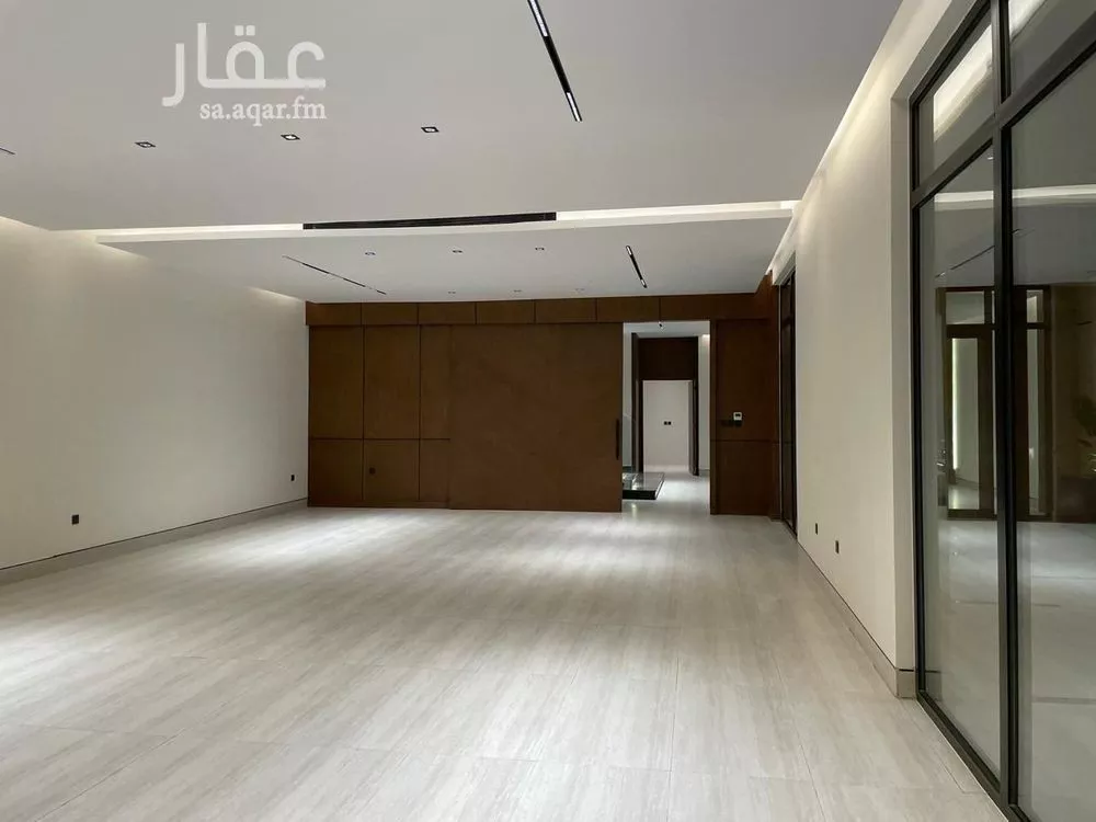 6 bedroom villa in Al Mahdiyyah 5