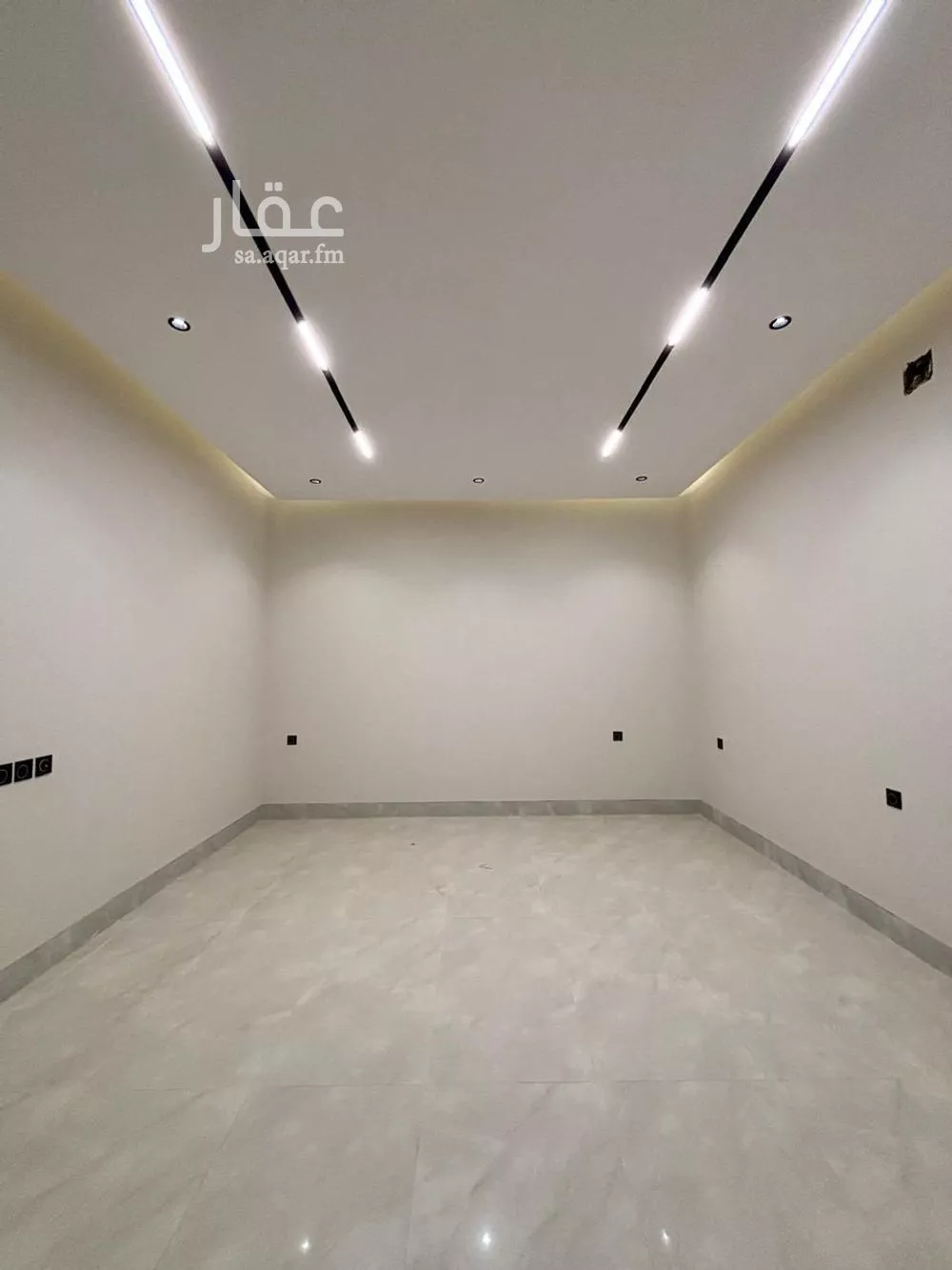 5 bedroom villa in Al Mahdiyyah 5