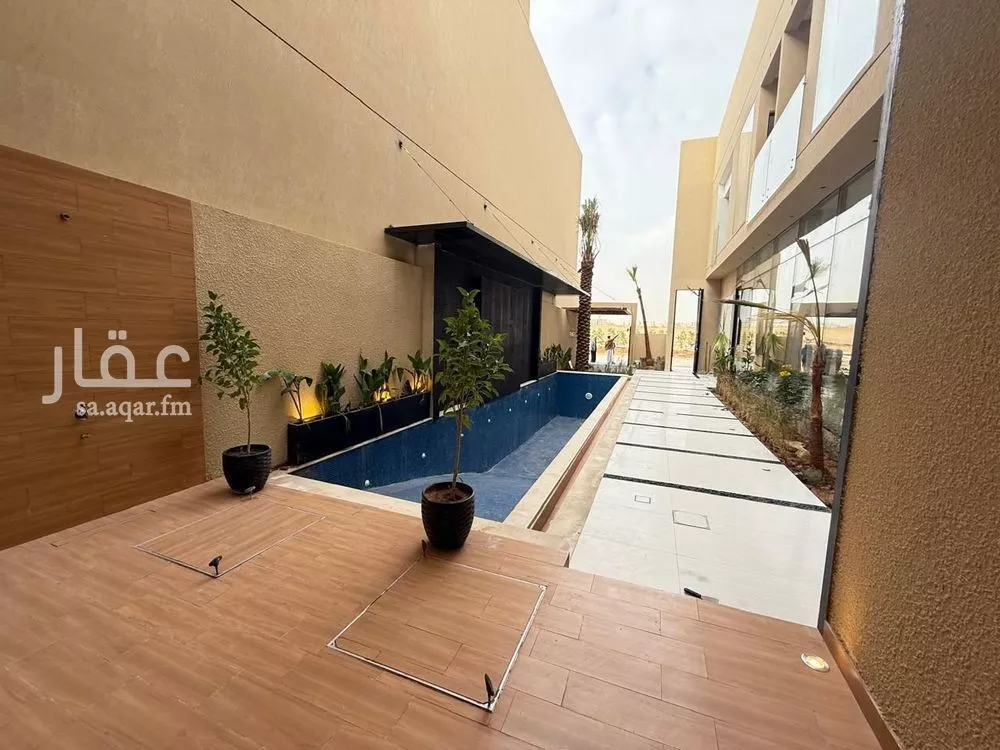 فيلا 6 غرف في المهدية 5