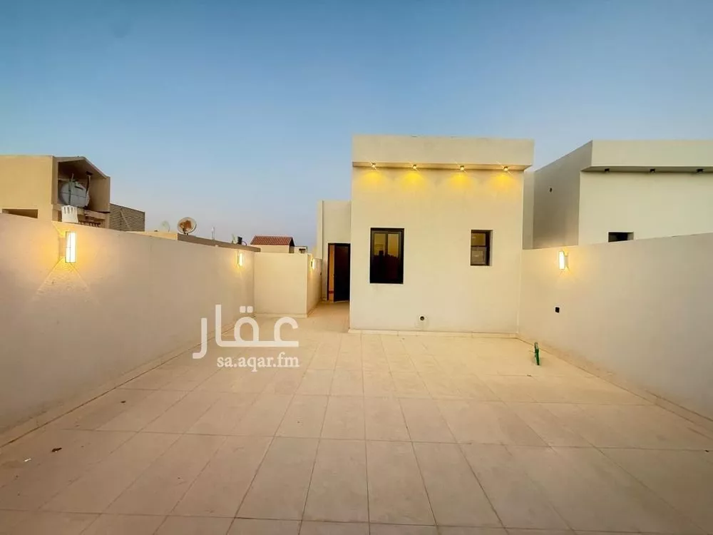 5 bedroom villa in Al Mahdiyyah 5