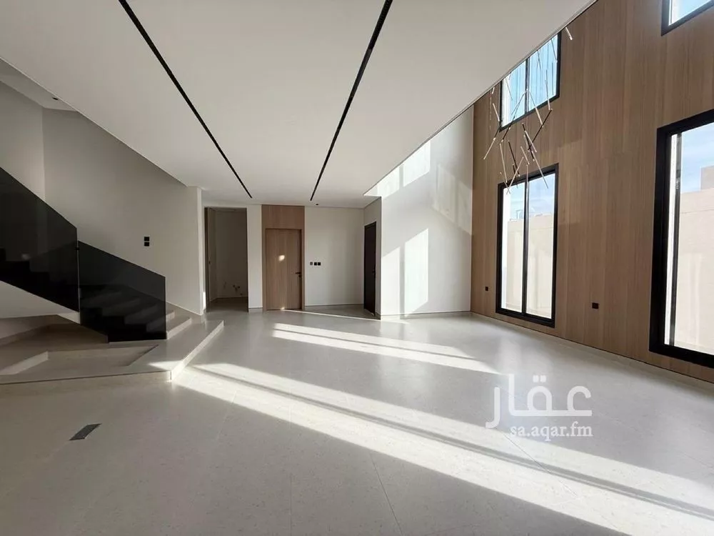 5 bedroom villa in Al Mahdiyyah 4