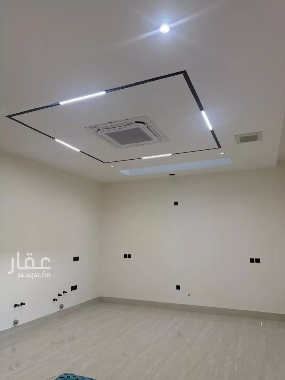 فيلا 6 غرف في المهدية 5