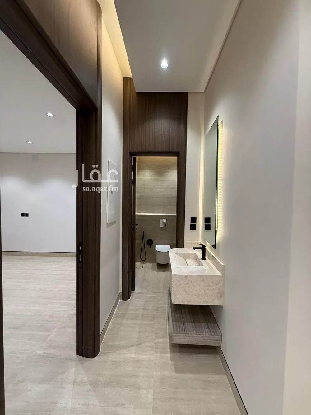 فيلا 6 غرف في المهدية 5