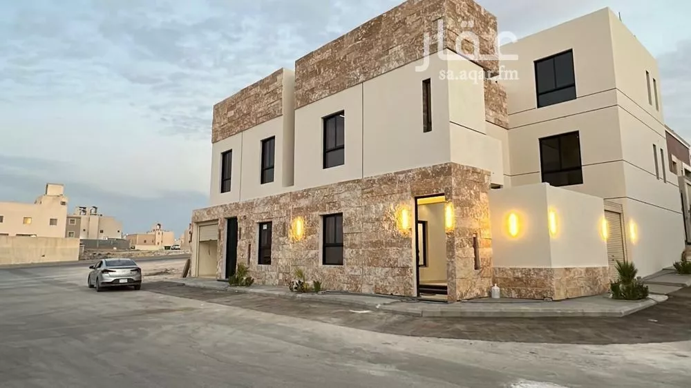 5 bedroom villa in Dhahrat Laban 1