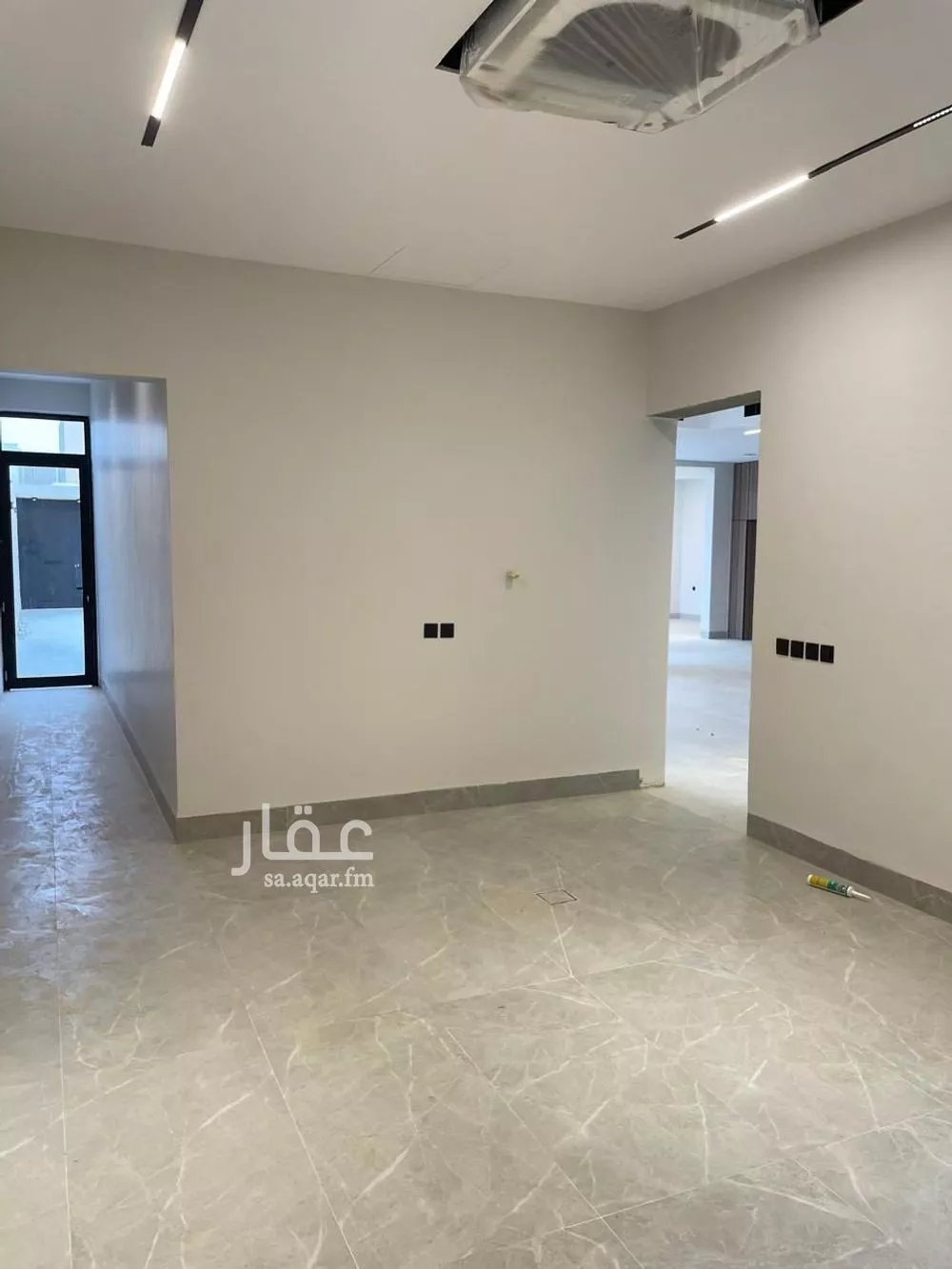 فيلا 7 غرف في المهدية 5