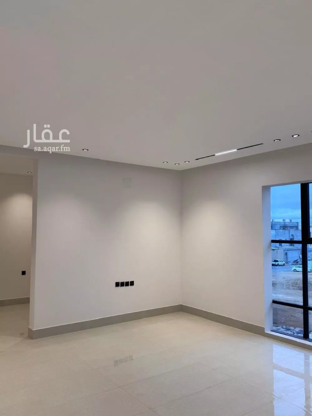 فيلا 4 غرف في المهدية 5