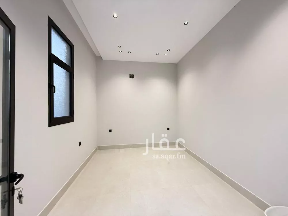 فيلا 6 غرف في المهدية 4