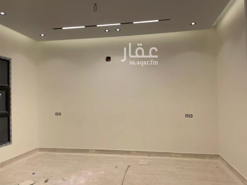 5 bedroom villa in Dhahrat Laban 5
