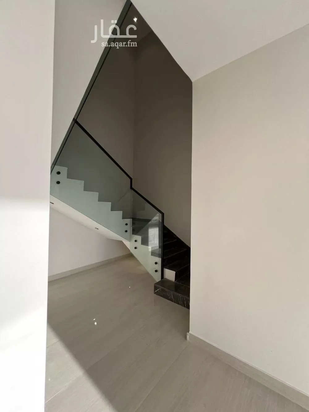 فيلا 5 غرف في المهدية 2