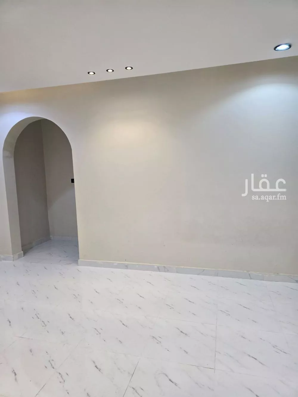 شقة 1 غرف في الخليج 2