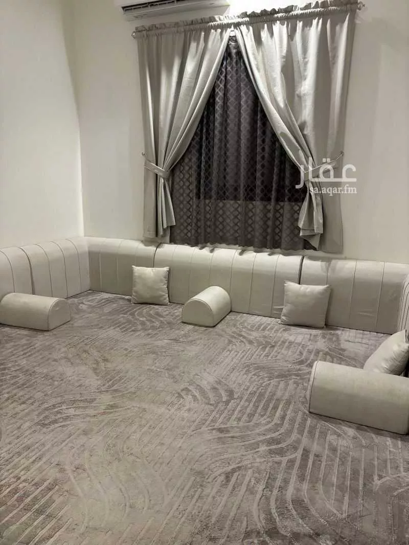 فيلا 4 غرف في الرمال 5