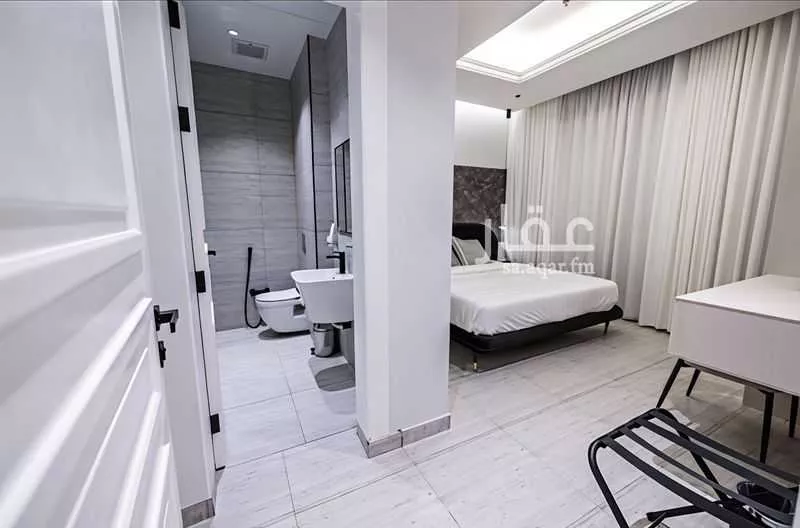 3 bedroom apartment in Al Malqa 5