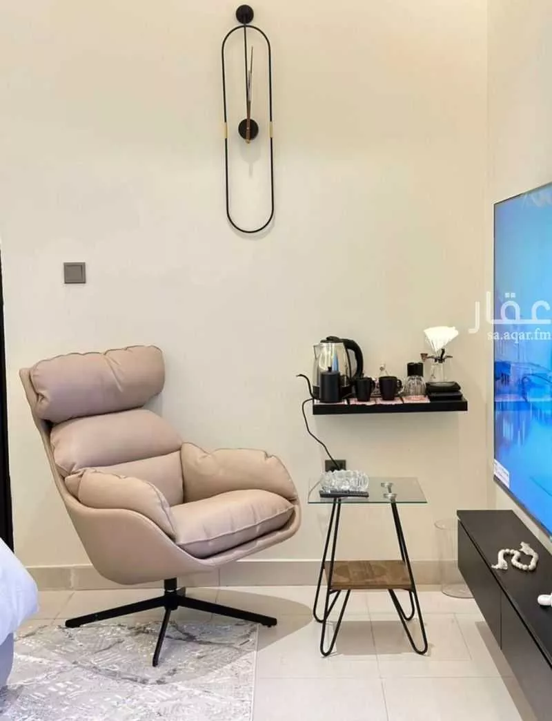 شقة 1 غرف في الملقا 3