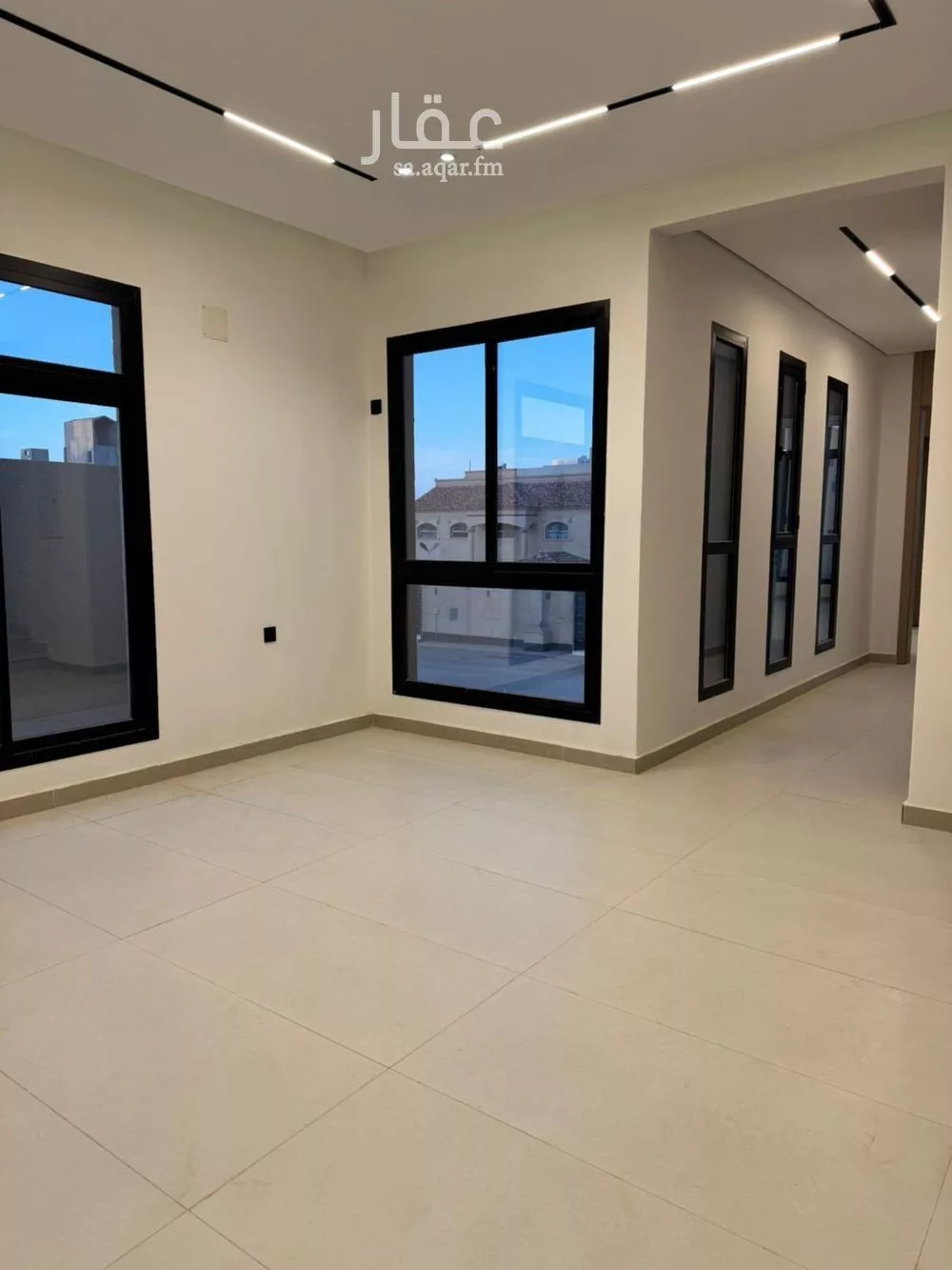 5 bedroom villa in Dhahrat Laban 4