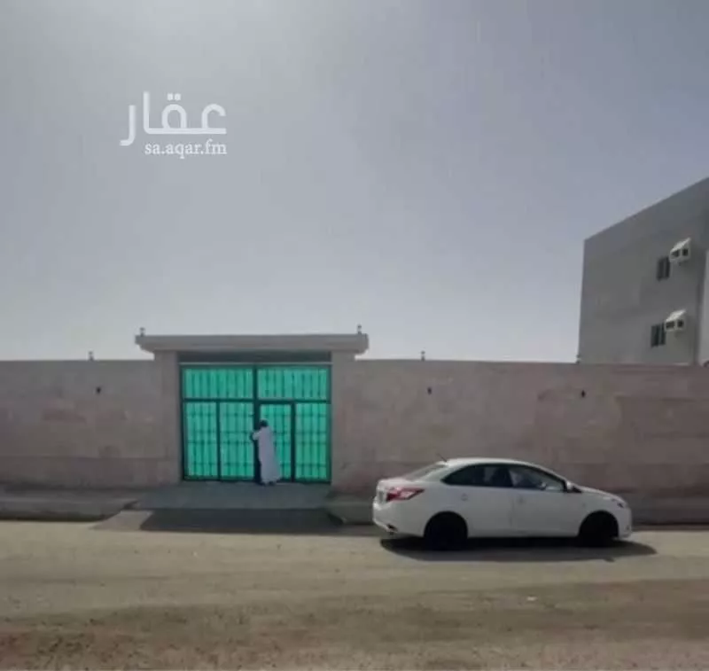 أرض 850 م² في الساحل 3