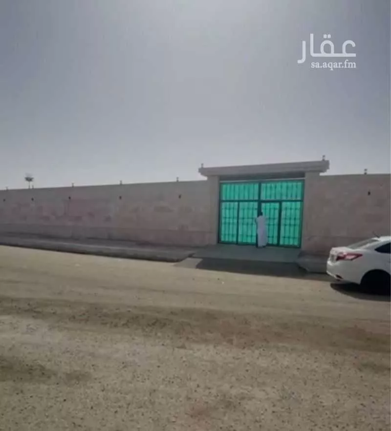 أرض 850 م² في الساحل 2