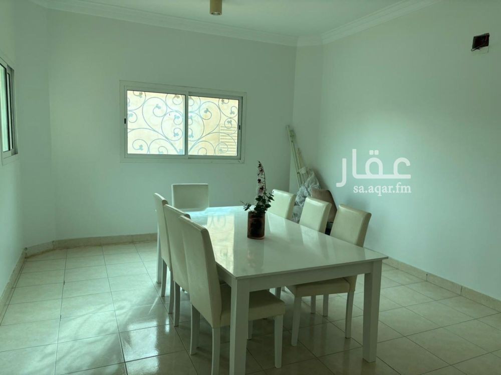 8 bedroom villa in Al Sahafah, Riyadh 10
