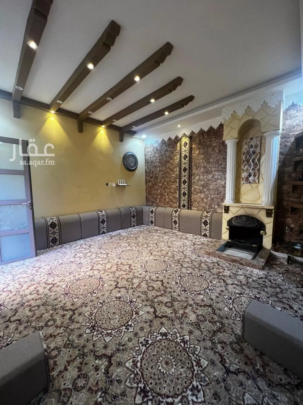 6 bedroom villa in Granada, Riyadh 6