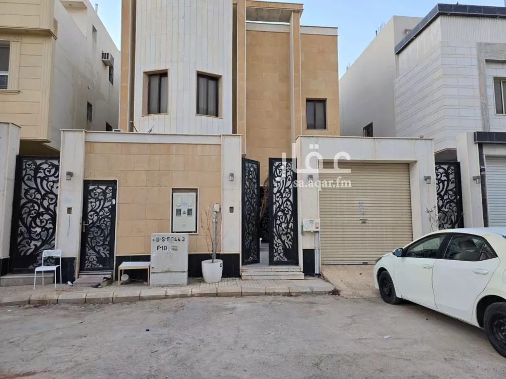 فيلا 5 غرف في العارض 1