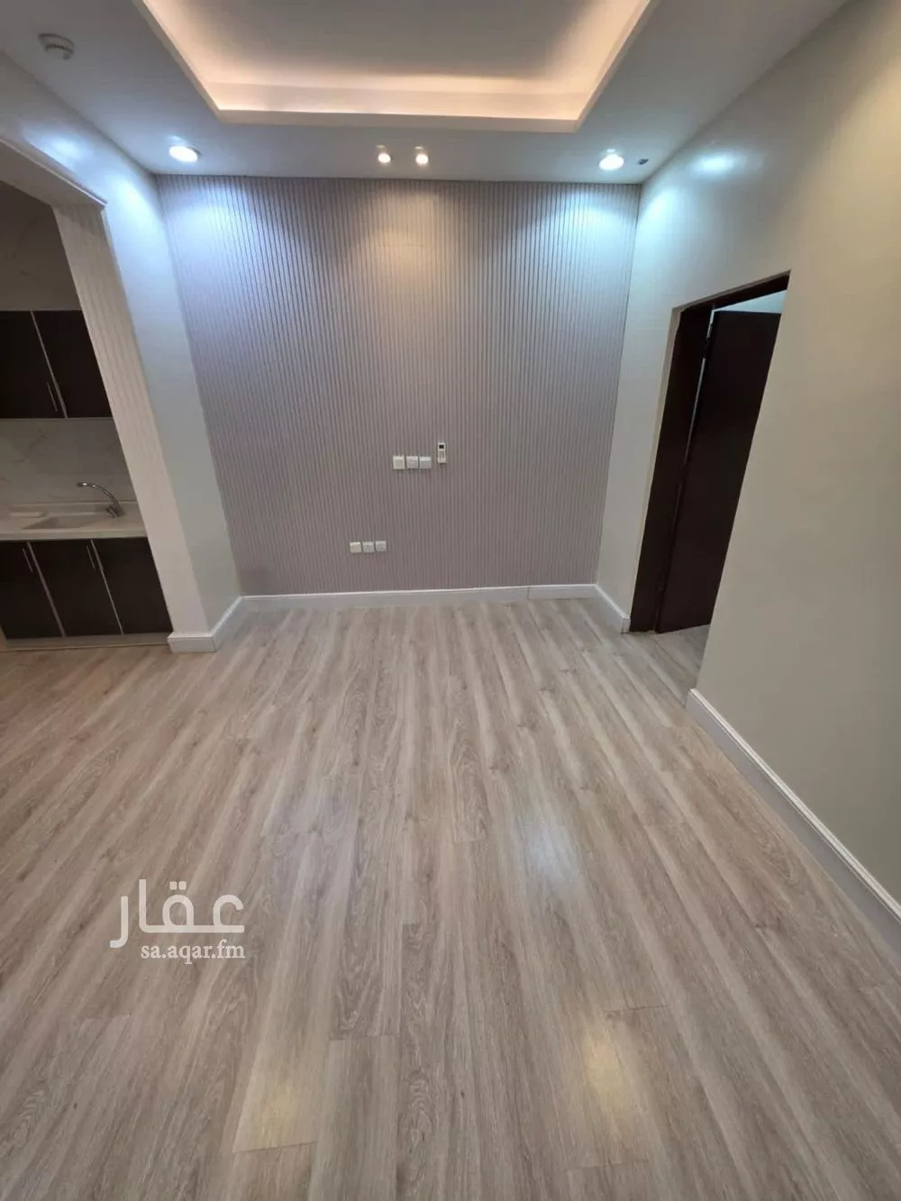 شقة 1 غرف في العارض 3