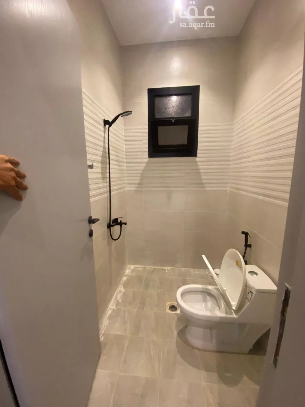 شقة 1 غرف في الملقا 3