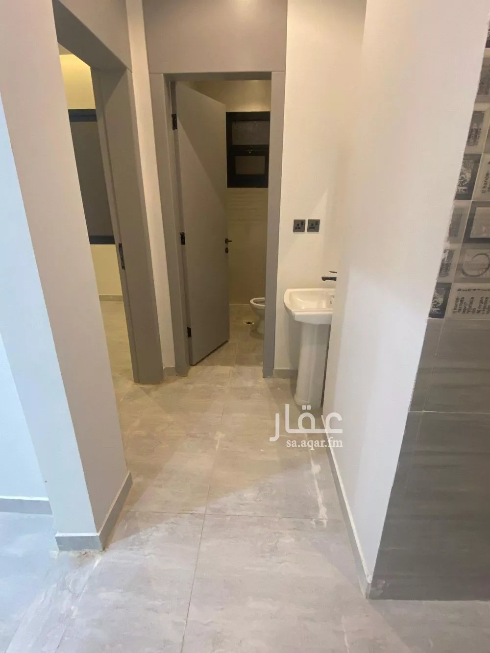 شقة 1 غرف في الملقا 2