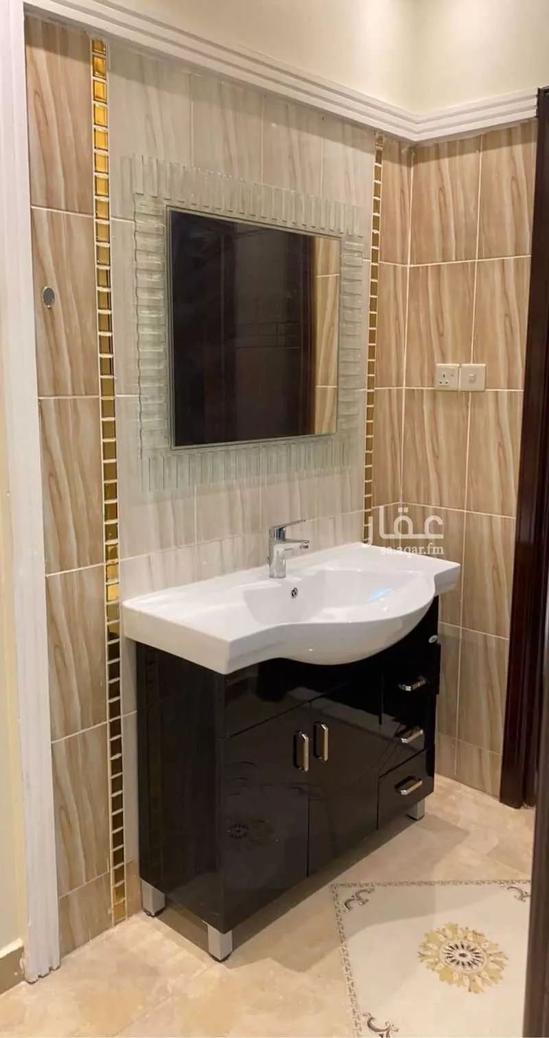 31 bedroom building in Bani Harithah, Madinah 8