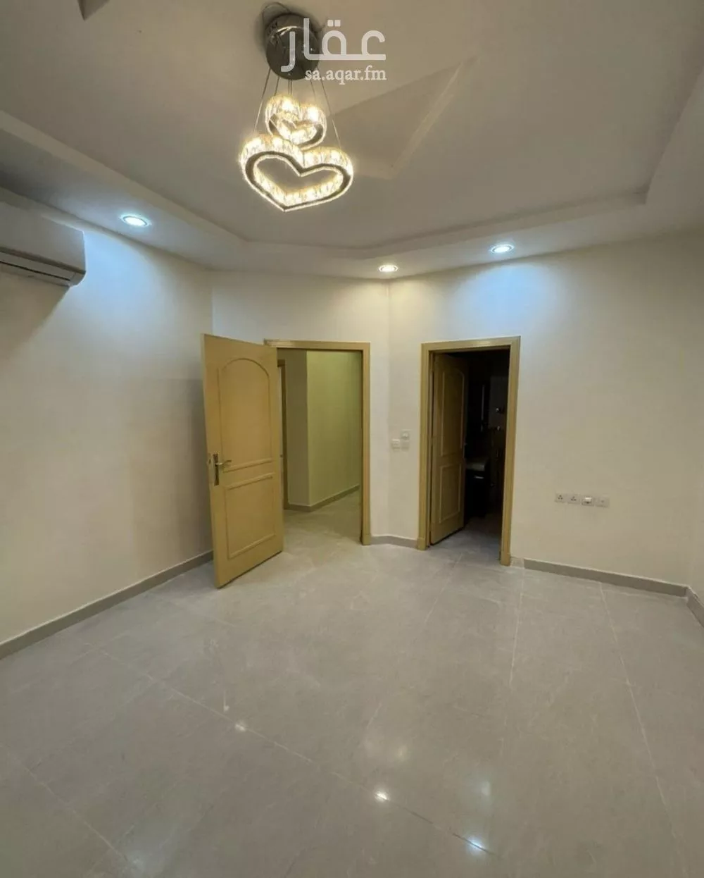 5 bedroom villa in Al Yasmin 3