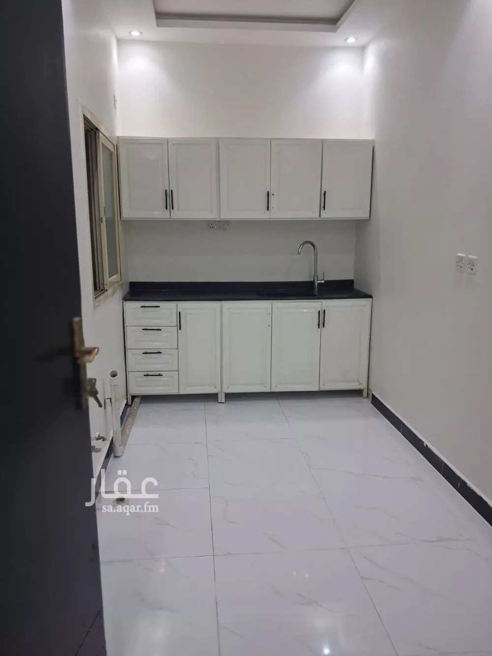 شقة 1 غرف في الخليج 3