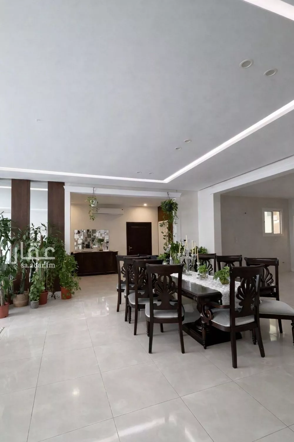 فيلا 5 غرف في الملك فهد 1