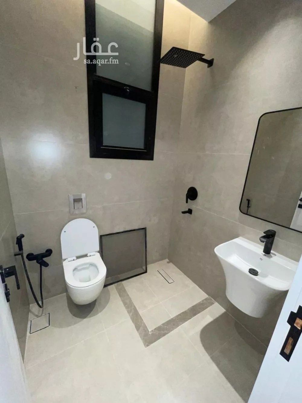 شقة 3 غرف في العارض 5