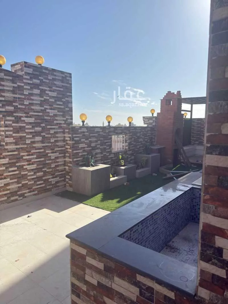 5 bedroom apartment in Al Safa 5