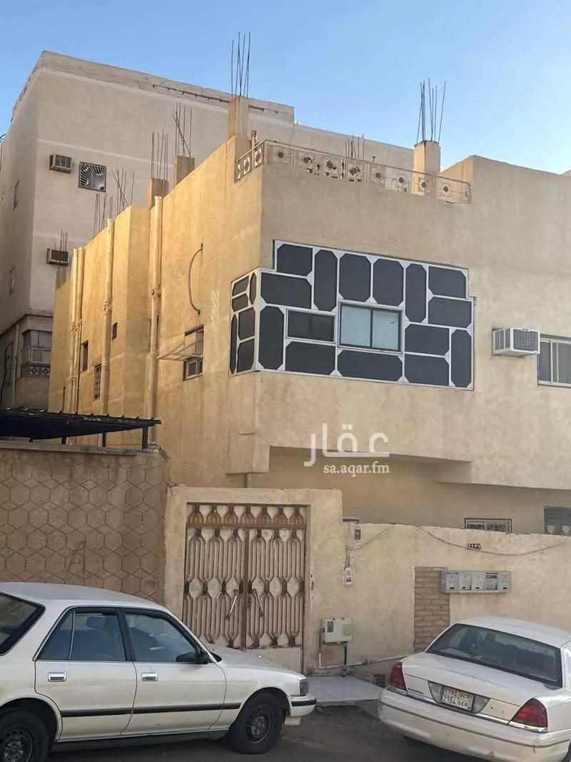 عمارة 420 م² في العنابس 4