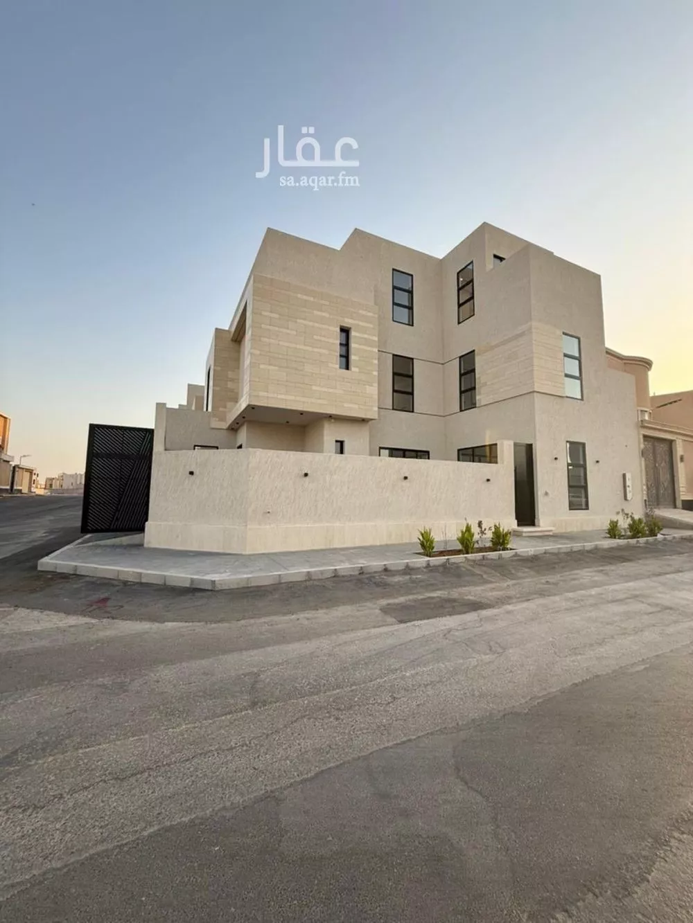 فيلا 6 غرف في المهدية 3