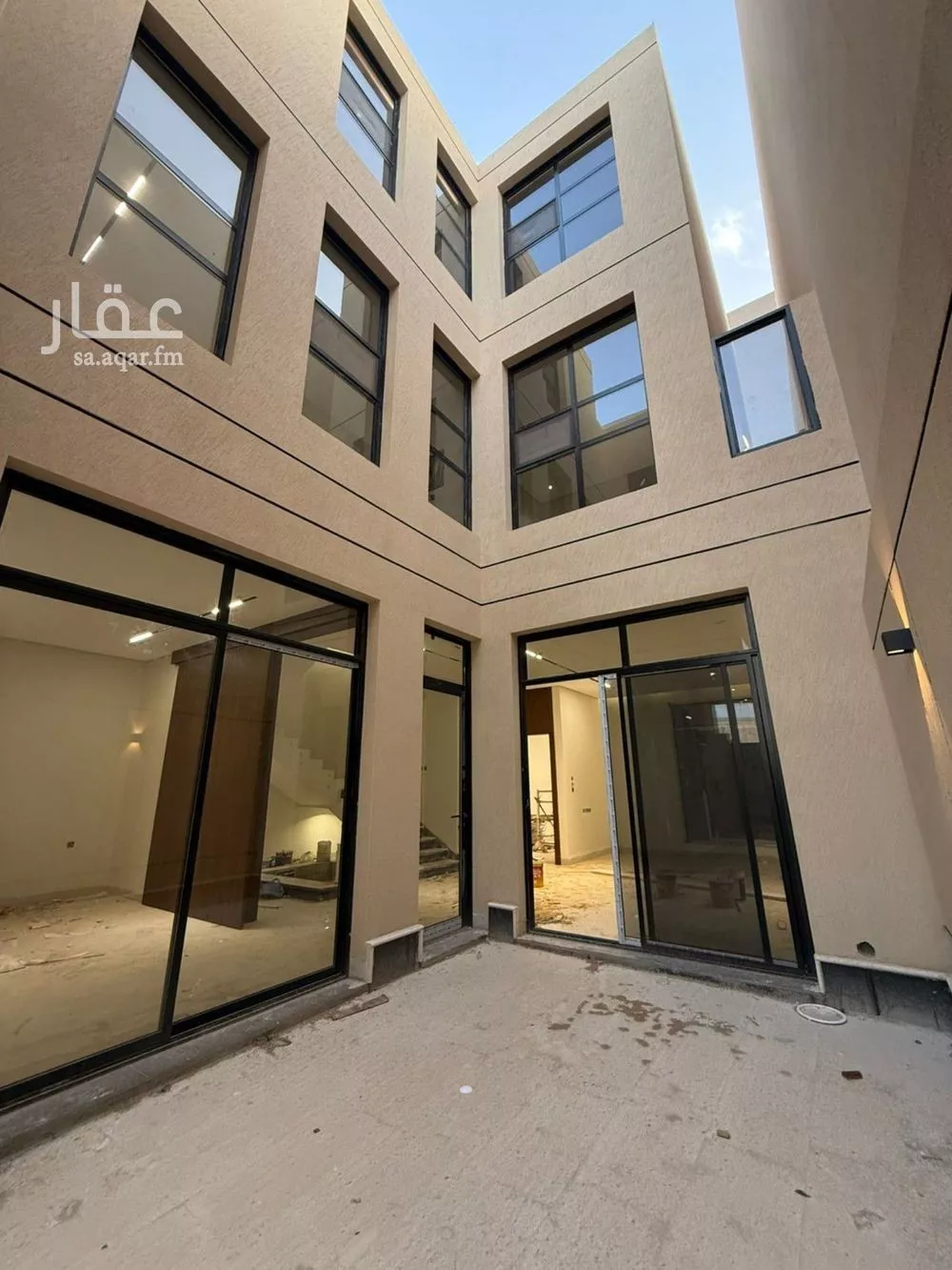 فيلا 6 غرف في المهدية 4